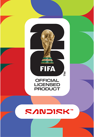 Immagine del marchio SanDisk che promuove FIFA 2026, con l'icona ufficiale del trofeo della Coppa del Mondo FIFA e il testo «PRODOTTO CON LICENZA UFFICIALE».