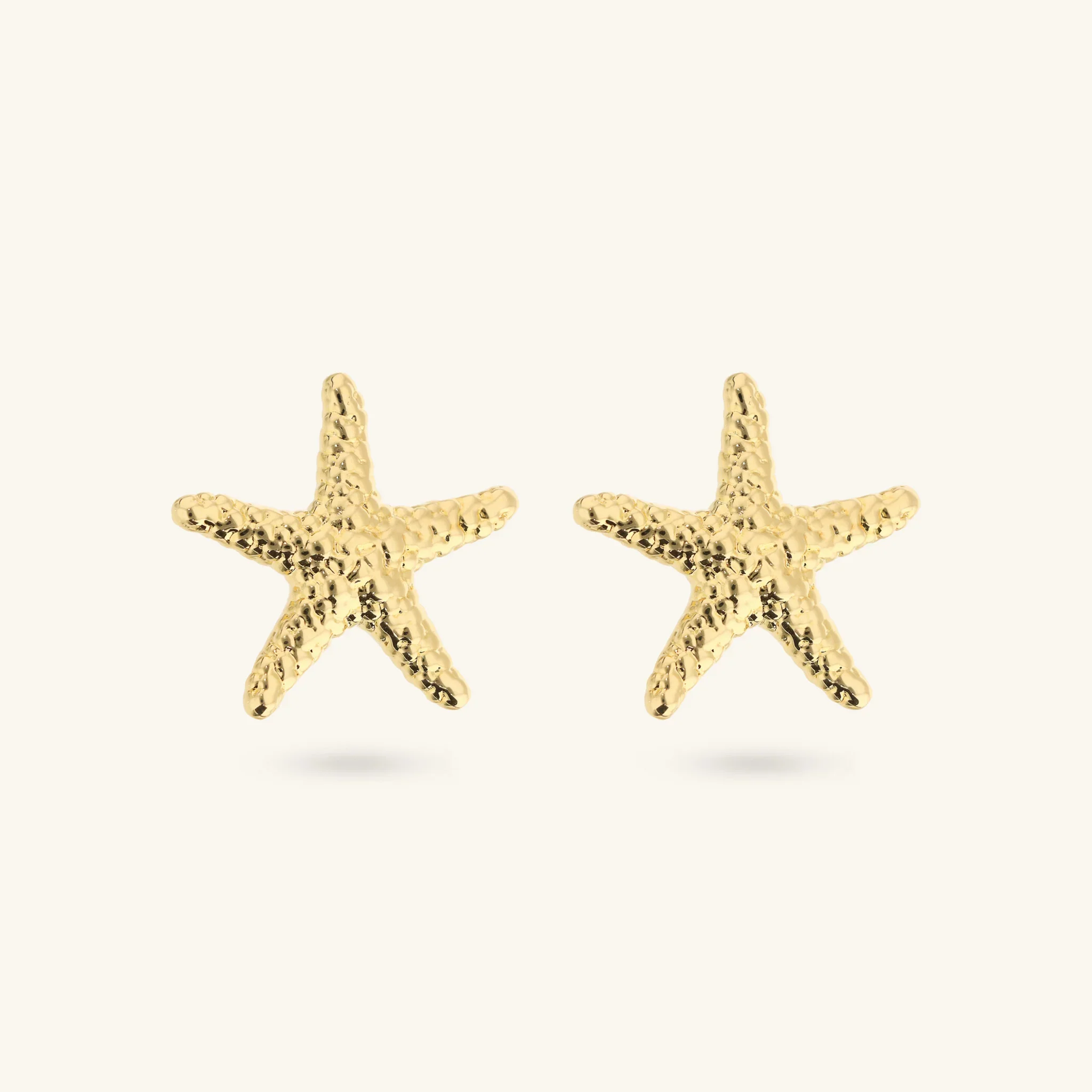 Image of Orecchini a Lobo Nereide con Stelle di Mare Martellate
