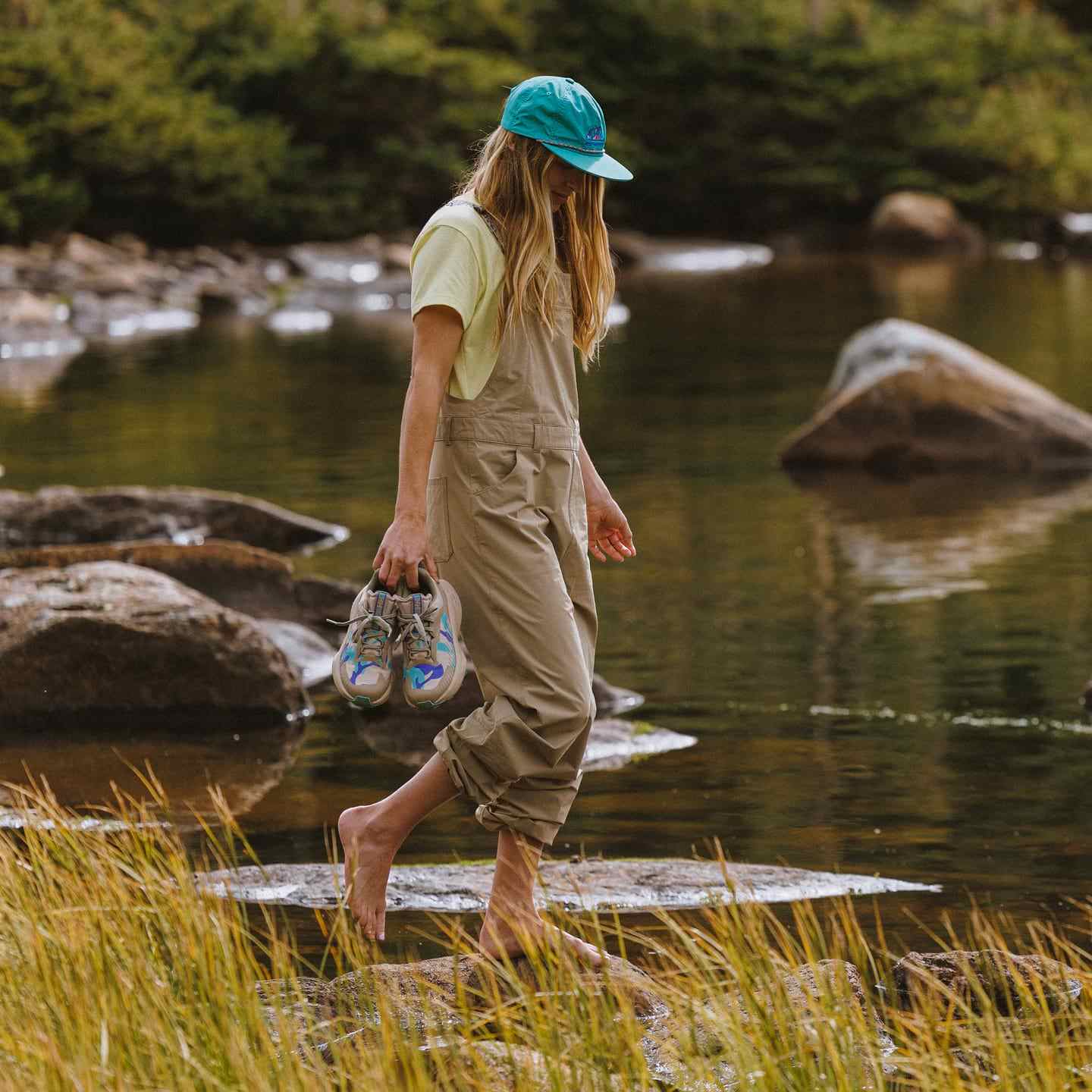 Explore Helly Hansen footwear for all