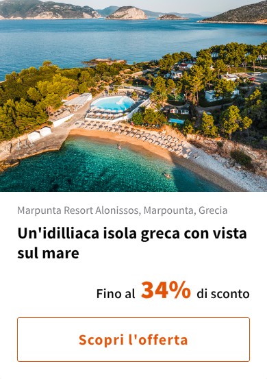 Un'idilliaca isola greca con vista sul mare