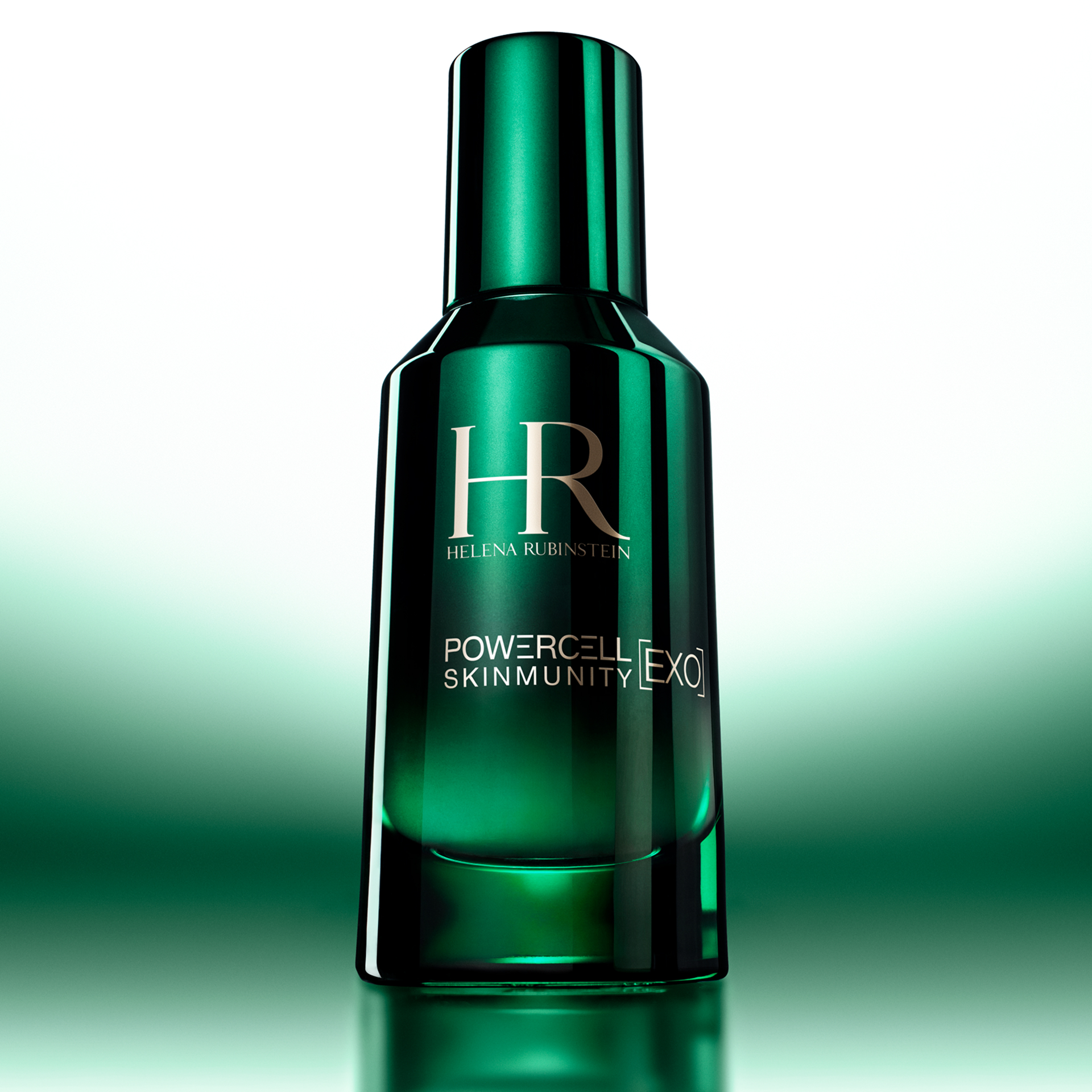 Flacone verde smeraldo del nuovo siero Powercell Skinmunity [EXO] di Helena Rubinstein.