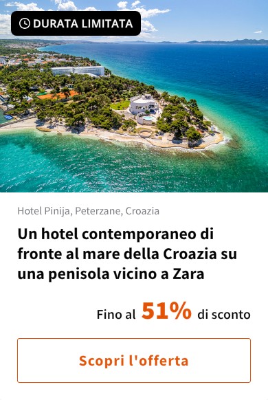 Un hotel contemporaneo di fronte al mare della Croazia su una penisola vicino a Zara