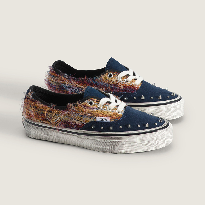 Premium Authentic 44 Shoe