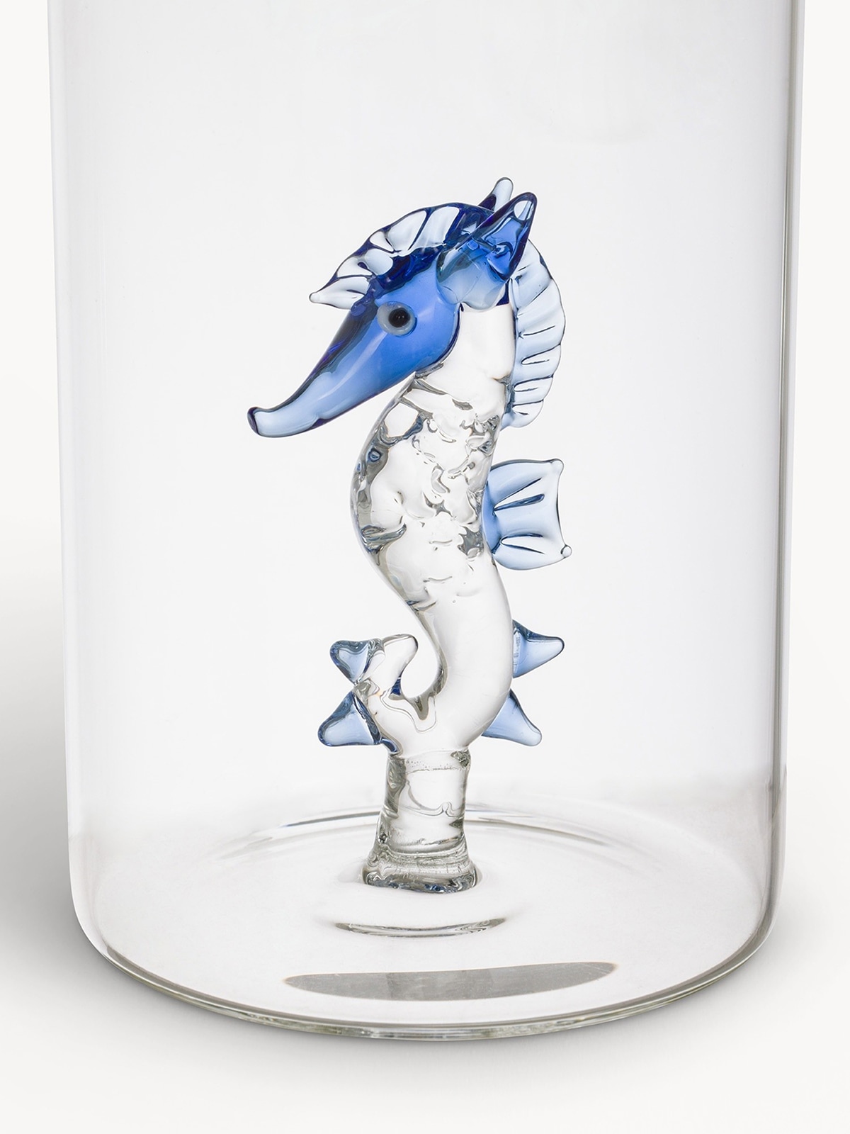 Caraffa in vetro borosilicato dettaglio cavalluccio