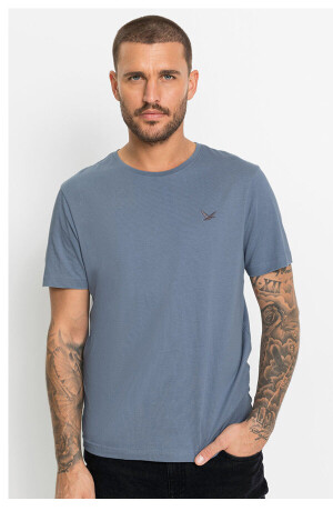 T-shirt & polo >