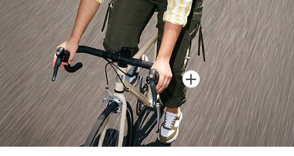 Pantaloni cargo