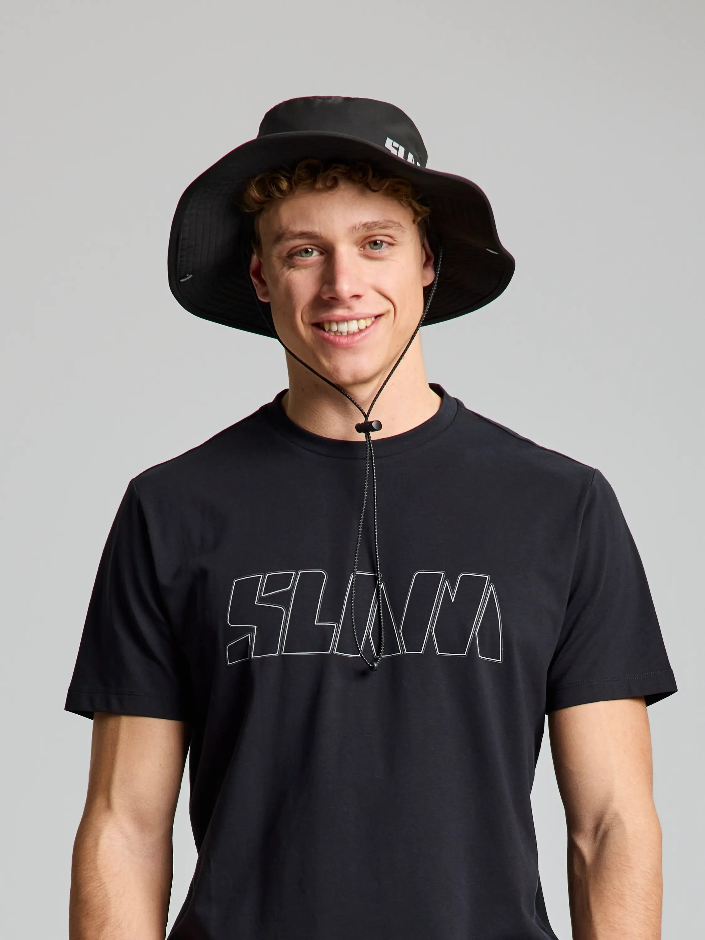 BRIMMED HAT