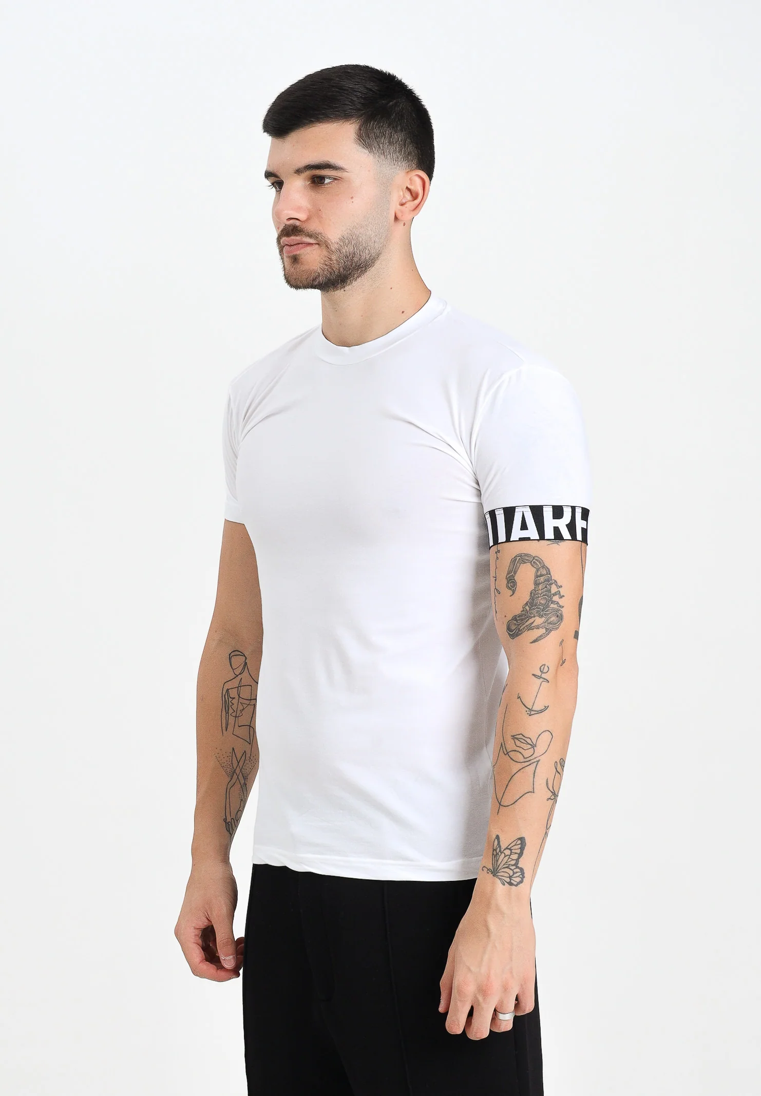 Image of DSQUARED2 T-shirt a manica corta bianca da uomo con manica logata
