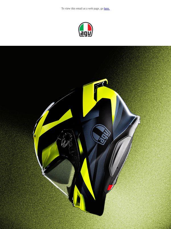 Ogni viaggio estivo inizia dal casco giusto.