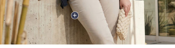 Pantaloni estivi modello Mony in tessuto piacevolmente leggero ed elasticizzato con tasche con zip