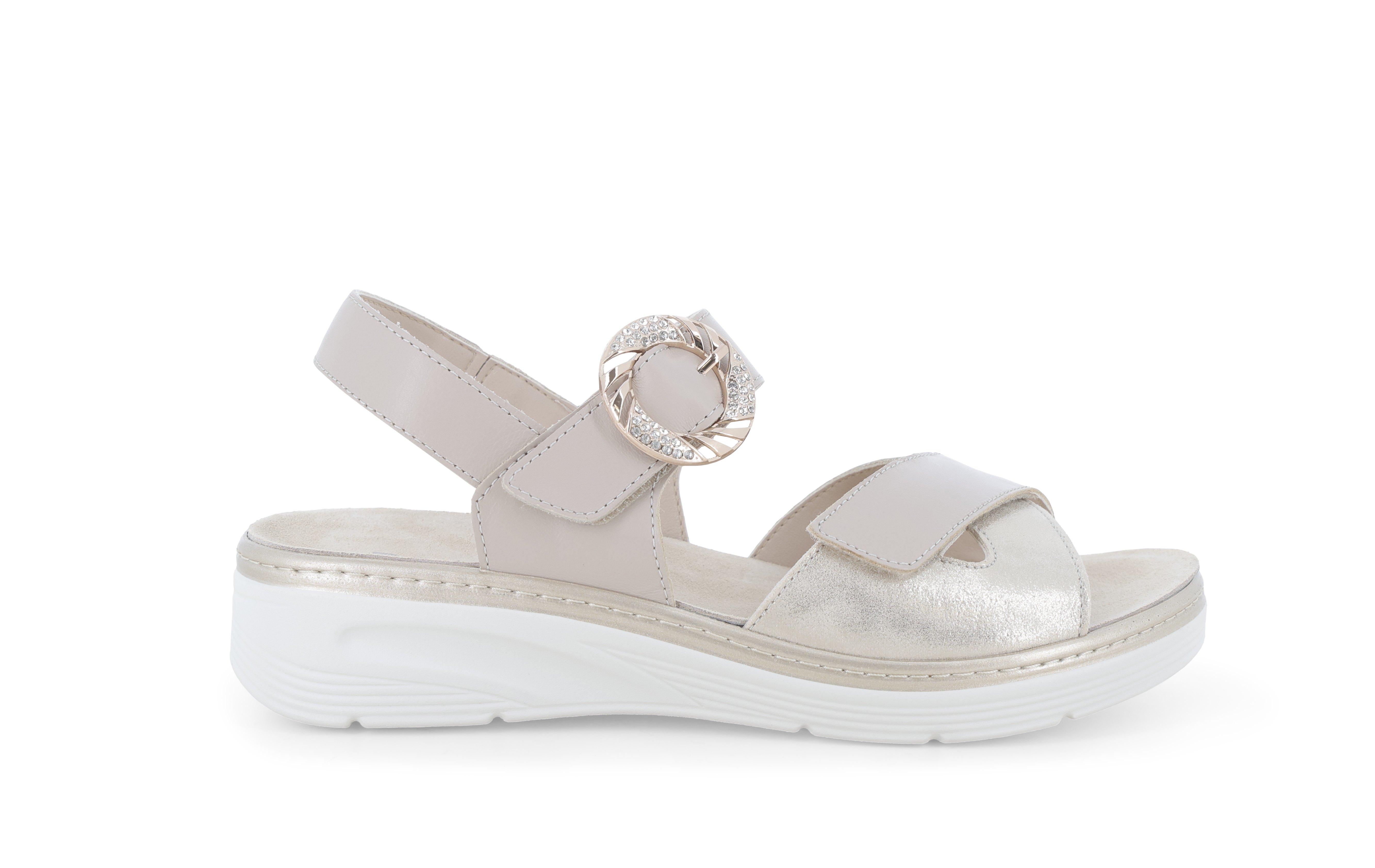 Sandalo sportivo con zeppa platform e cinturini regolabili con strappi beige 019283