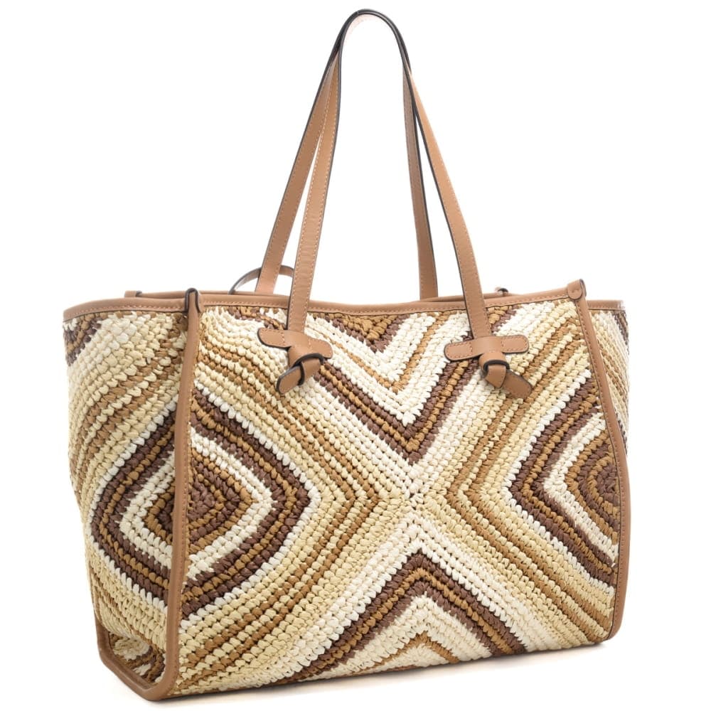 https://kimaccessori.it/borsa-a-spalla-da-donna-marcella-in-tessuto-intrecciato-con-design-geometrico-cuoio-gianni-chiarini-bs-6850-comm-esir-var-cuoio