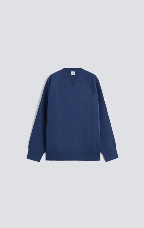 KNITWEAR