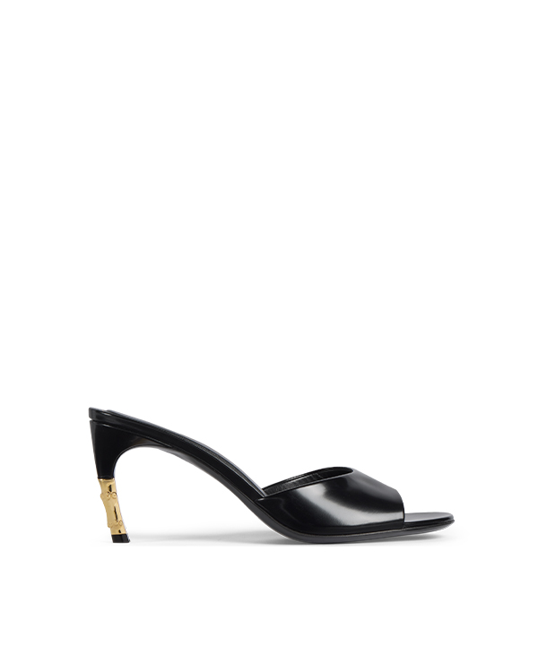 Scarpa(e) Scopri di più sul sito Web di Gucci 
