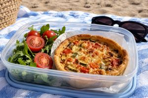 5 ricette per il pranzo in spiaggia con la friggitrice ad aria: facili, leggere e da mangiare fredde