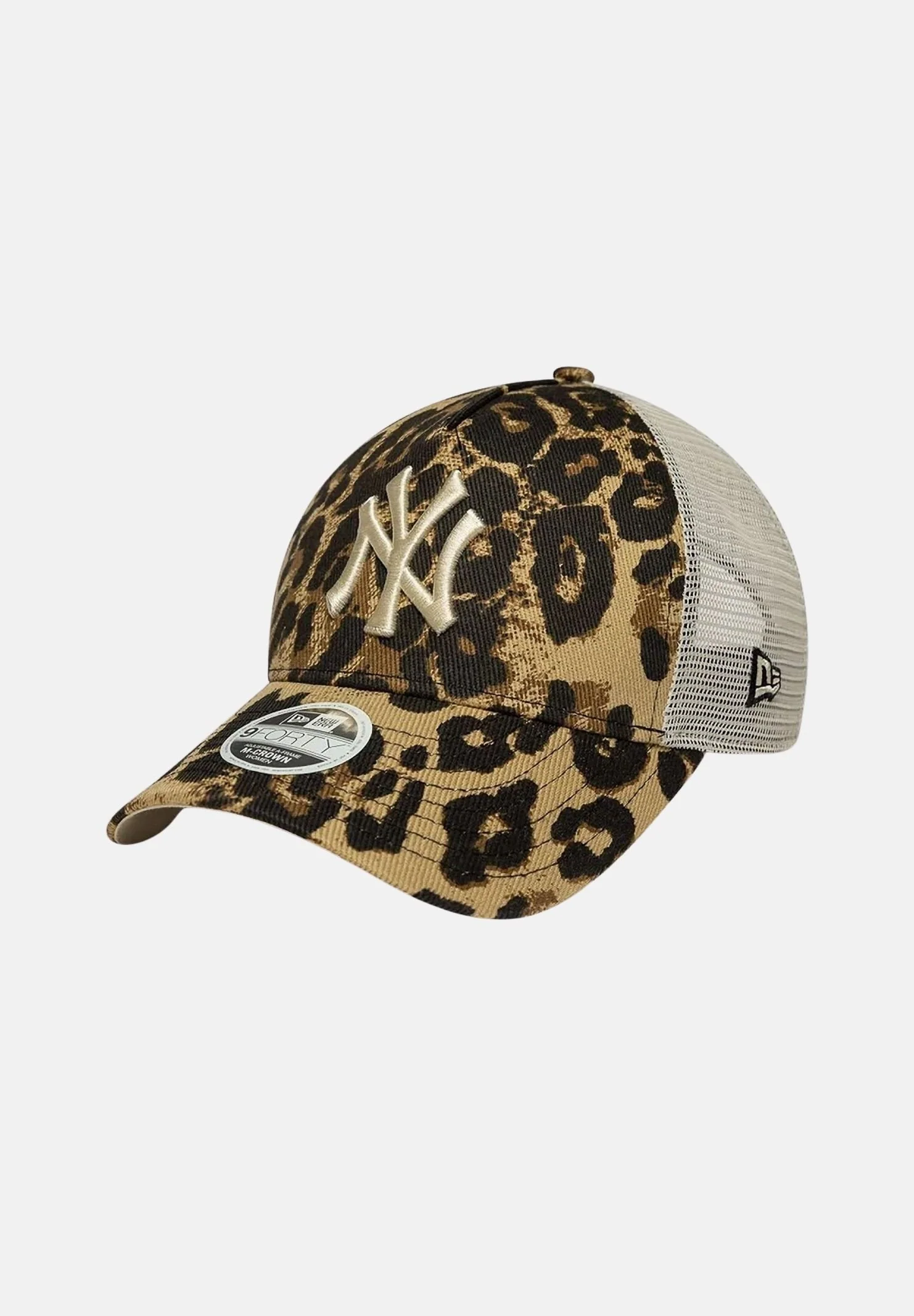 Image of NEW ERA Cappello con visiera 9FORTY M-Crown A-Frame Trucker Yankees MLB leopardato da donna
