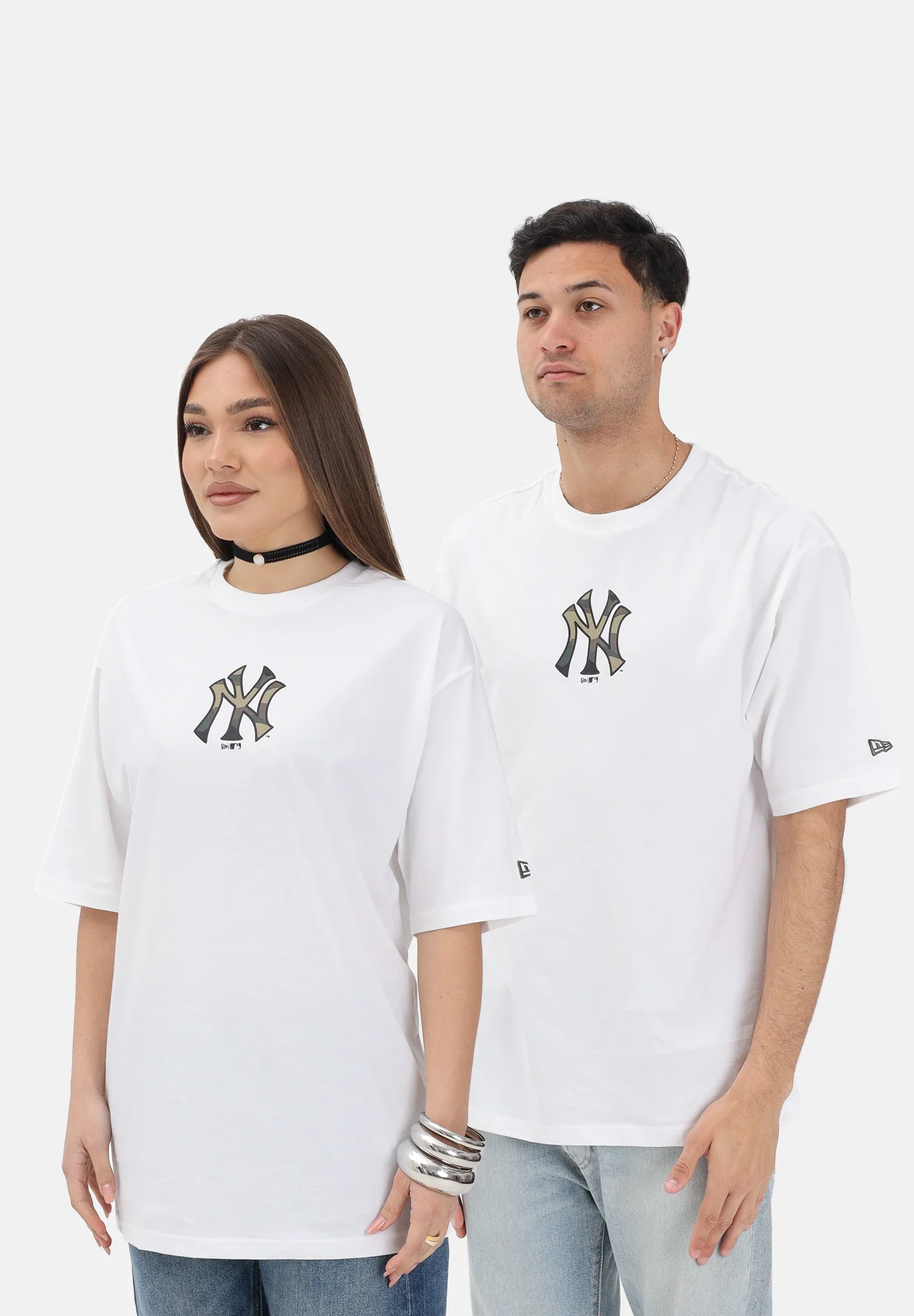 Image of NEW ERA T-shirt a manica corta Oversized New York Yankees MLB Infill bianca per uomo e donna