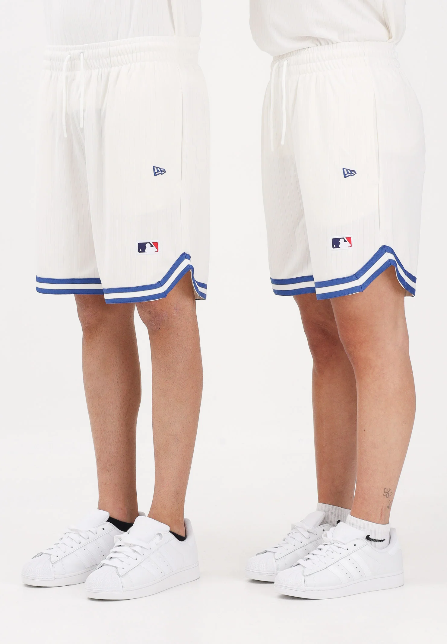 Image of NEW ERA Shorts sportivo Oversized LA Dodgers MLB Arch panna per uomo e donna