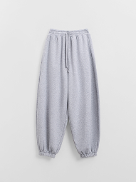 Pantaloni baggy