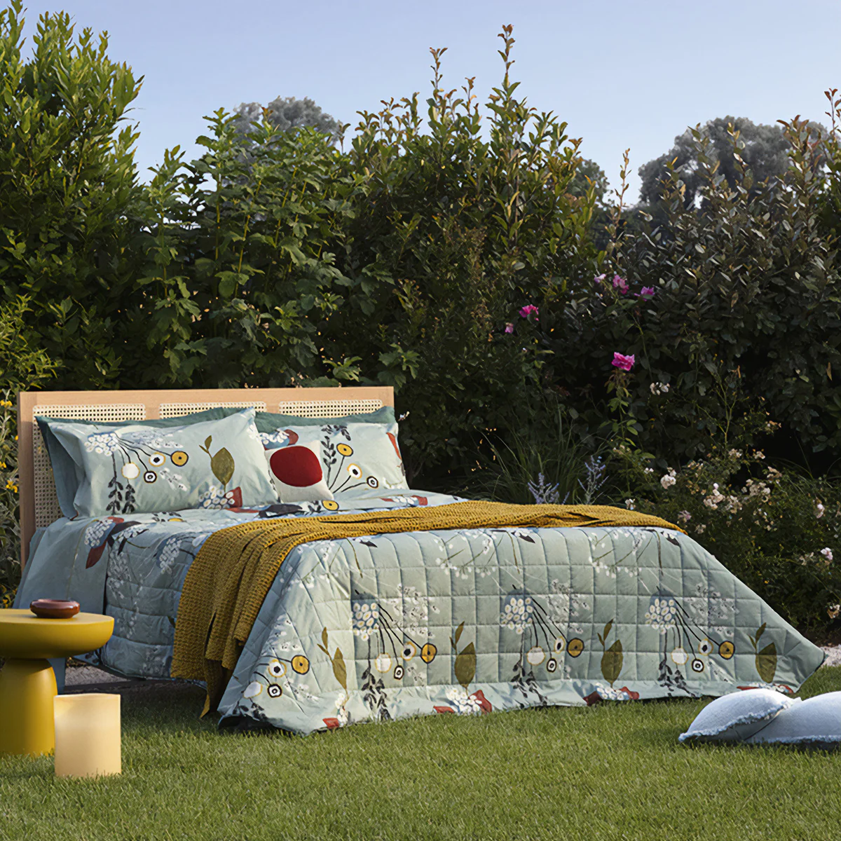 Image of Trapuntino Leggero in Percalle <br>di Cotone Fantasia Floreale - <b>Lotus