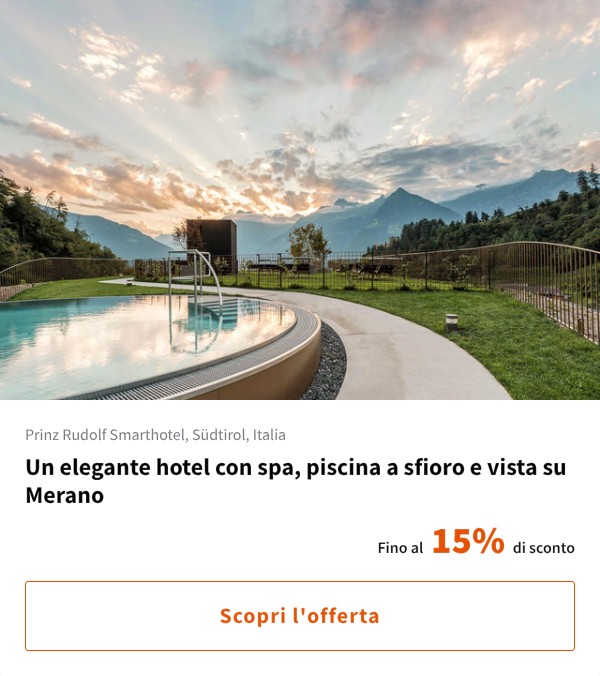 Un elegante hotel con spa, piscina a sfioro e vista su Merano