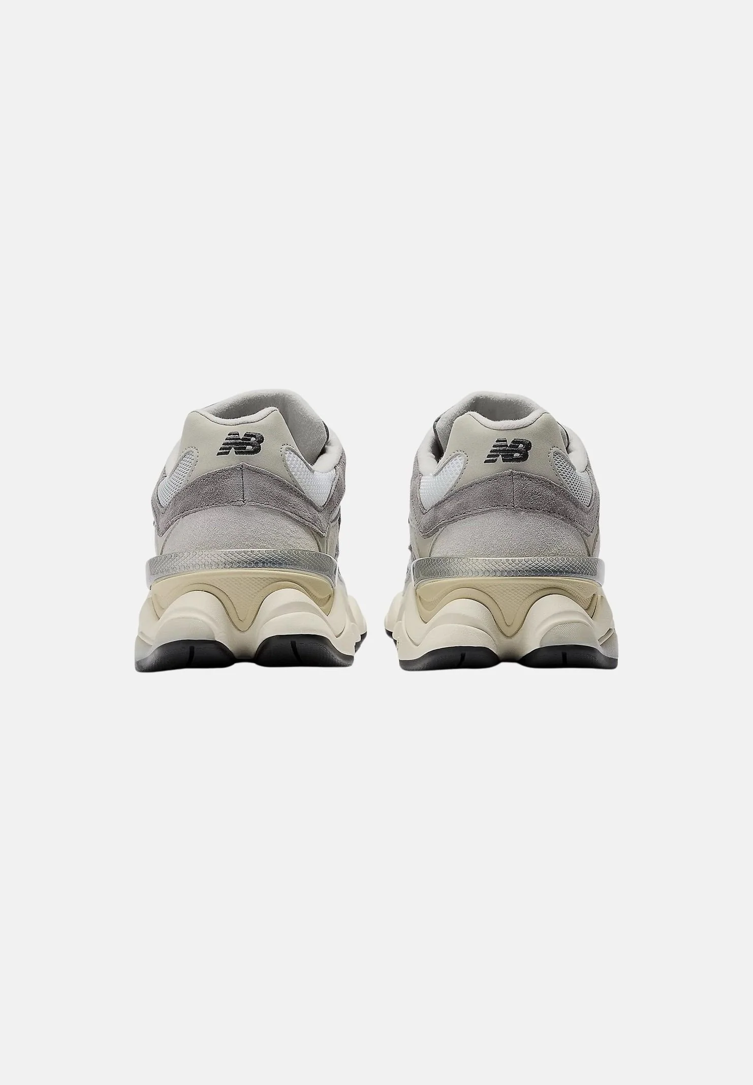 Image of NEW BALANCE Sneakers 9060 grigie da uomo e donna