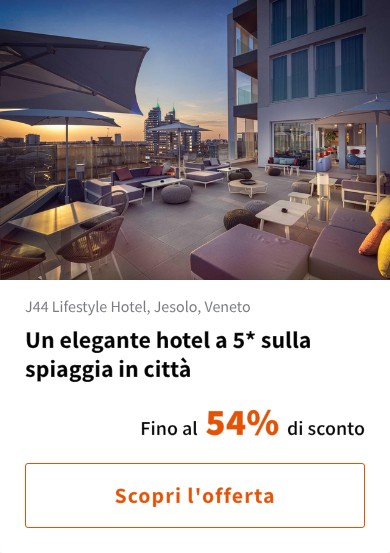 Un elegante hotel a 5* sulla spiaggia in città