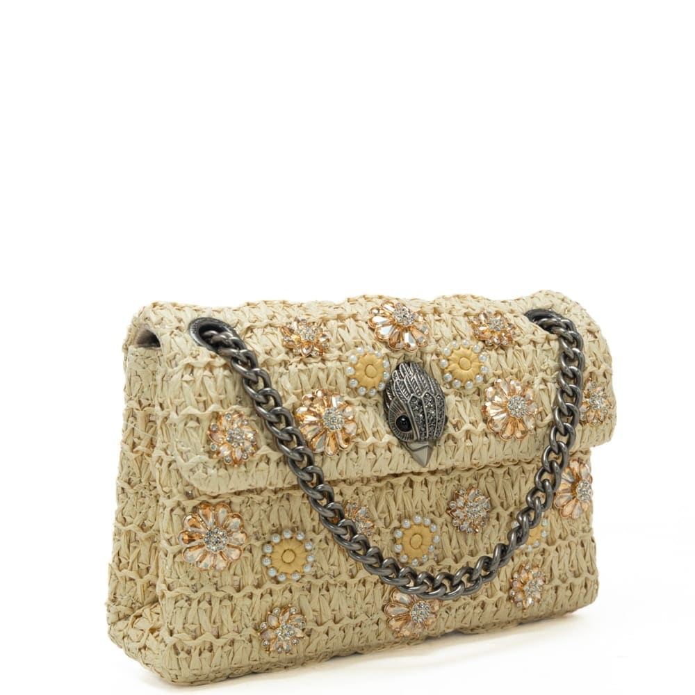 https://kimaccessori.it/borsa-a-tracolla-da-donna-kensington-mini-in-tessuto-intrecciato-con-decorazioni-floreali-con-strass-pietre-beige-kurt-geiger-5576840999-beige