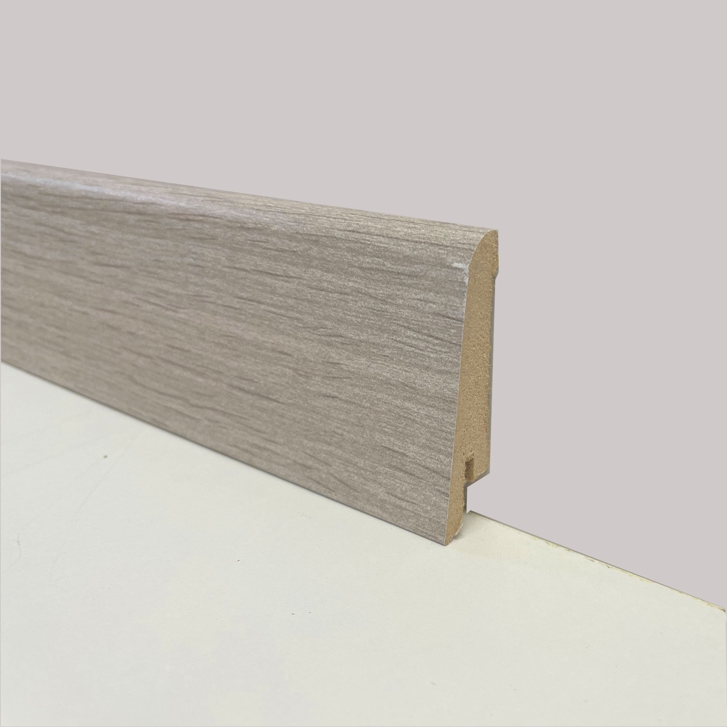 €1,69 - BATTISCOPA ZOCCOLINO in FIBRA DI LEGNO 60x15 Vari decori, Parquet, Laminati, SPC, LVT (prezzo al metro)