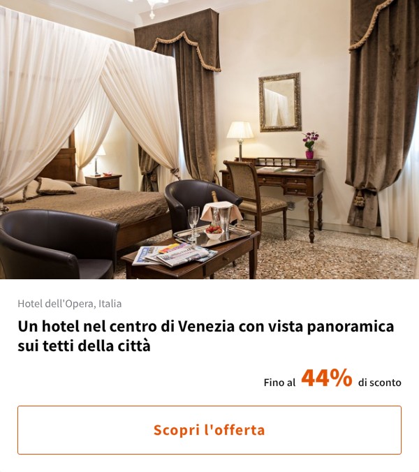 Un hotel nel centro di Venezia con vista panoramica sui tetti della città