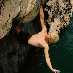 SALE CLIMBING