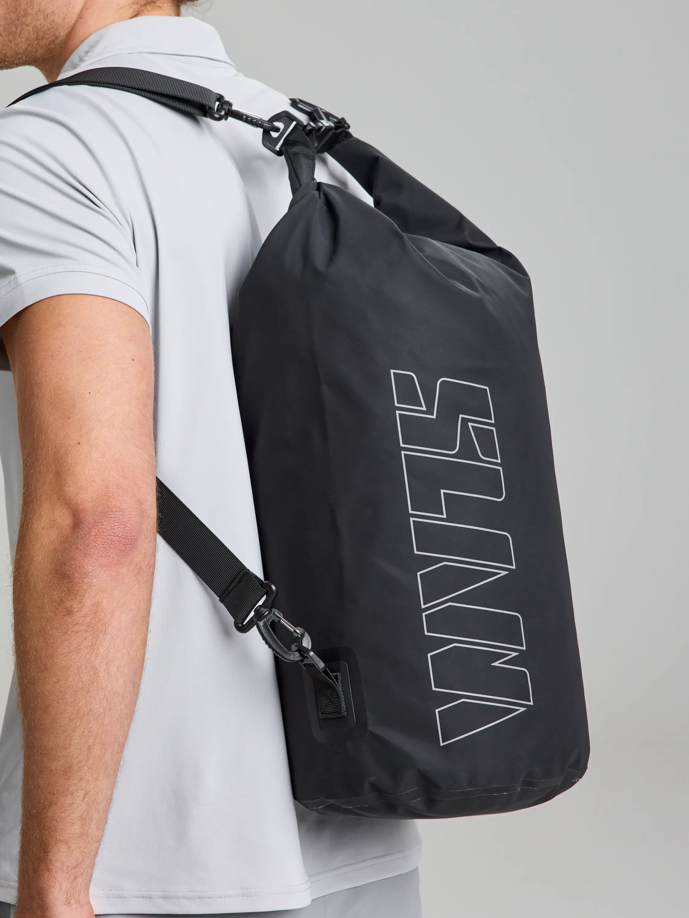 WR SAILOR BAG S - BLACK INK / TGU