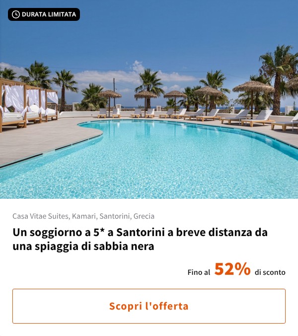 Un soggiorno a 5* a Santorini a breve distanza da una spiaggia di sabbia nera