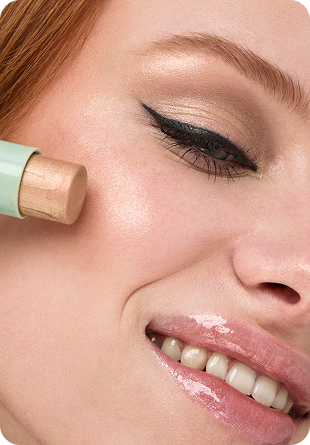 Kind by KIKO Highlighter Face Stick