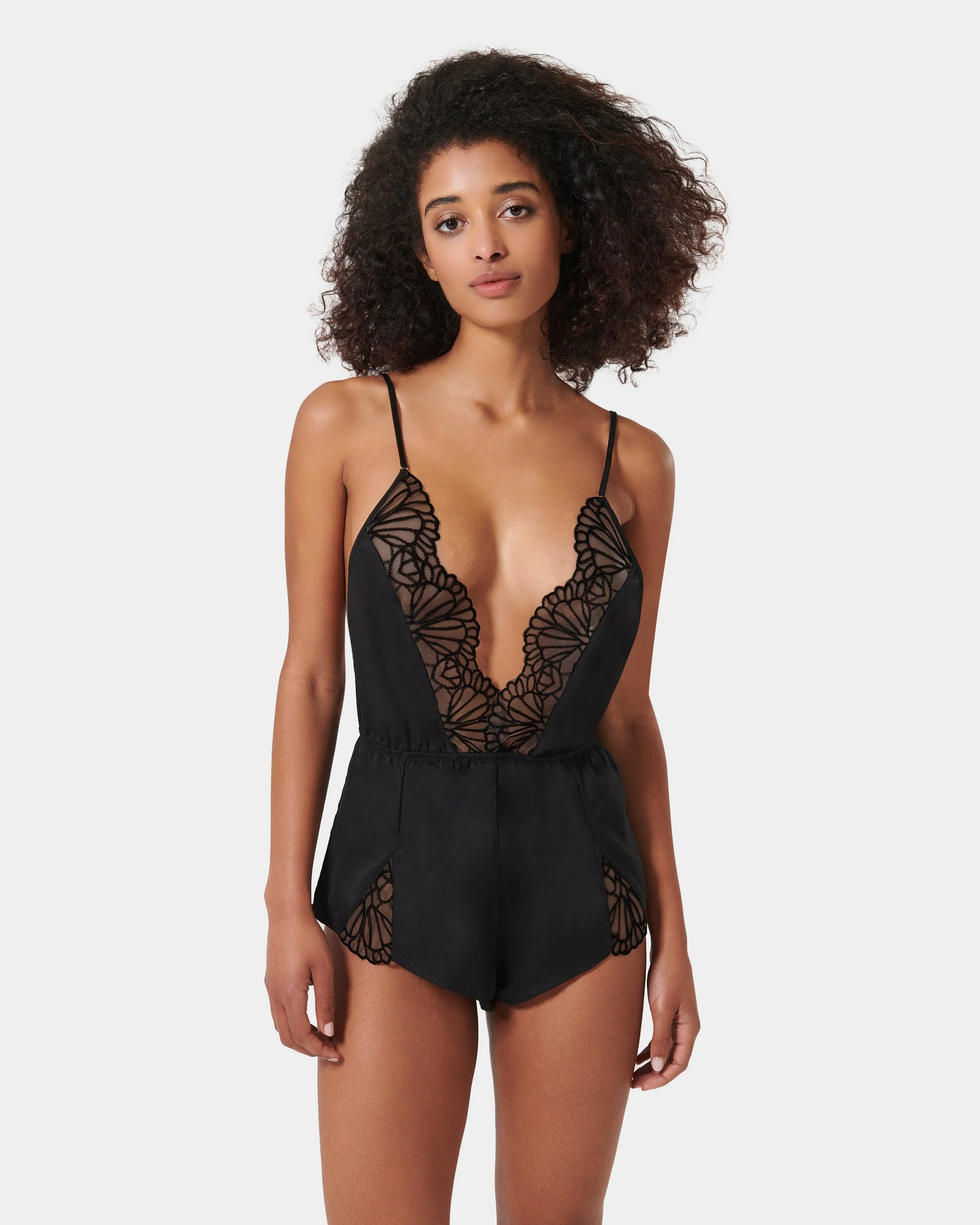 Image of Genevieve Tutina in Raso Luxe Nera/Trasparente