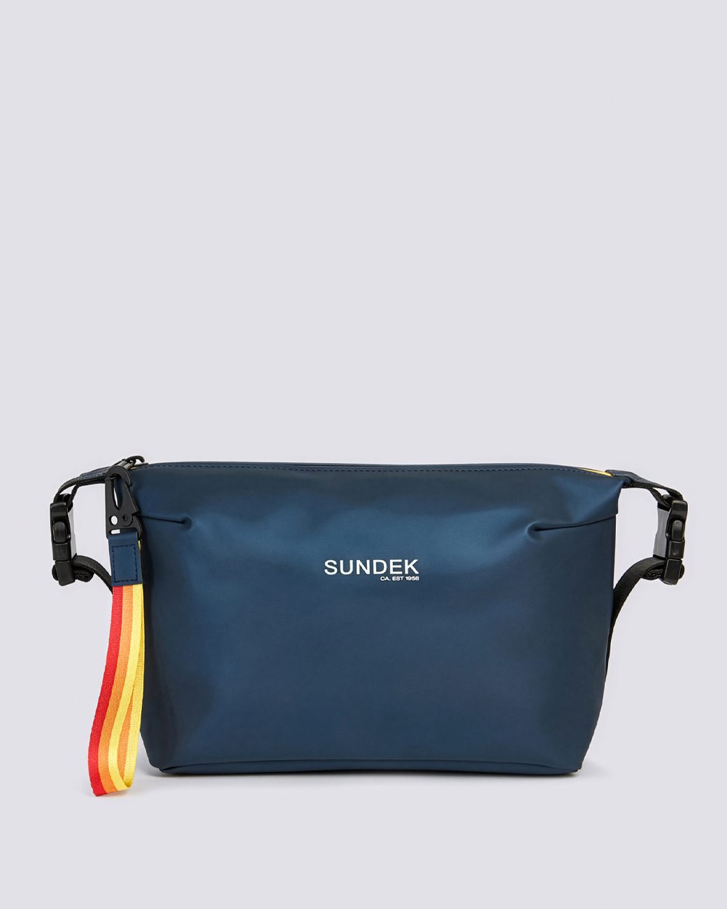 SUNDEK_Travel essentials