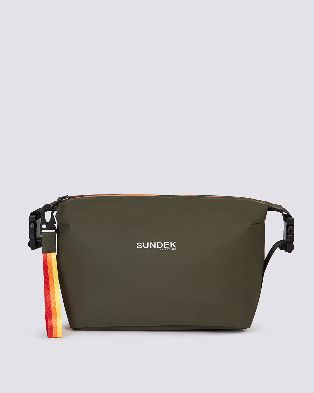 SUNDEK_Travel essentials