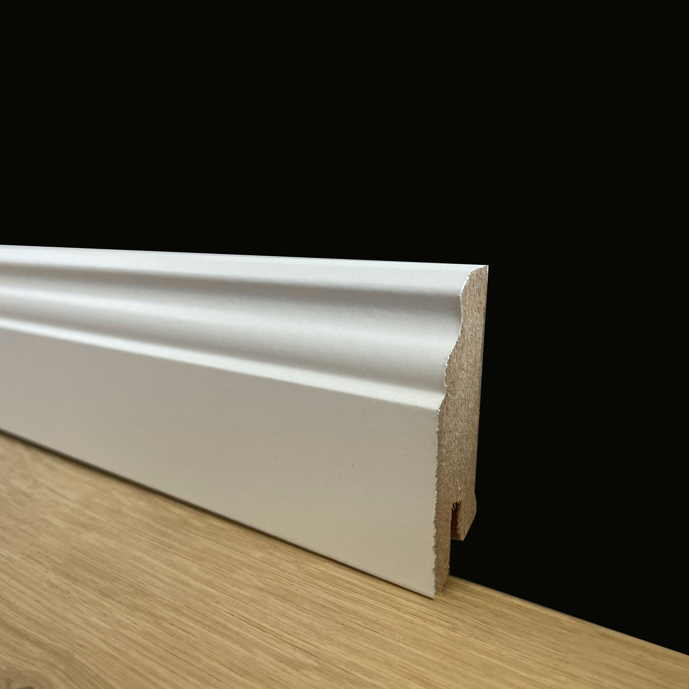 BATTISCOPA ZOCCOLINO DUCALE in FIBRA DI LEGNO COMPATTA 60X15 BIANCO (prezzo al metro)