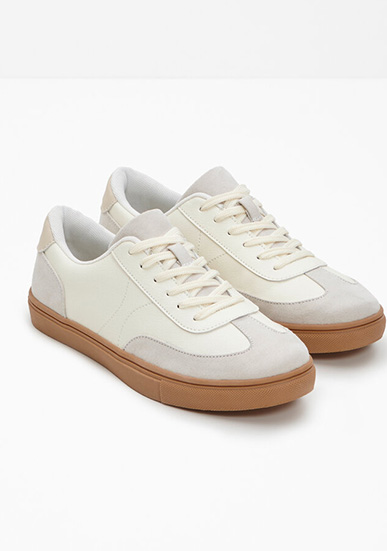 Sneaker