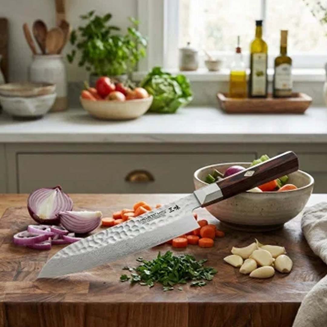 Coltello Santoku Mcusta Zanmai Supreme Hammered Coltello Santoku Mcusta Zanmai Supreme Hammered
