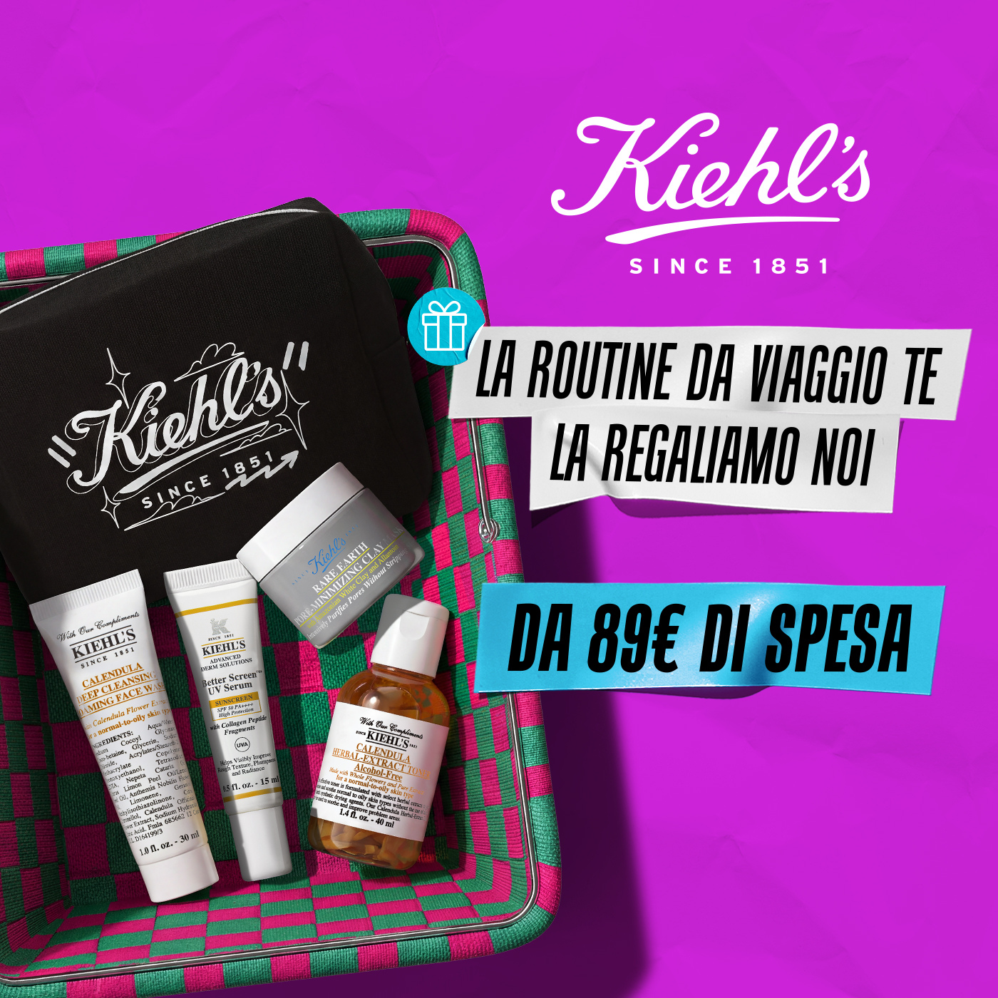 Set regalo Kiehl's in cestino su sfondo viola. Scritta: "La routine da viaggio te la regaliamo noi" da 89€ di spesa