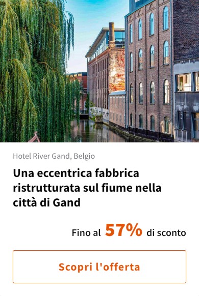 Una eccentrica fabbrica ristrutturata sul fiume nella città di Gand