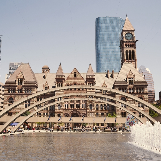 Find flights to Toronto