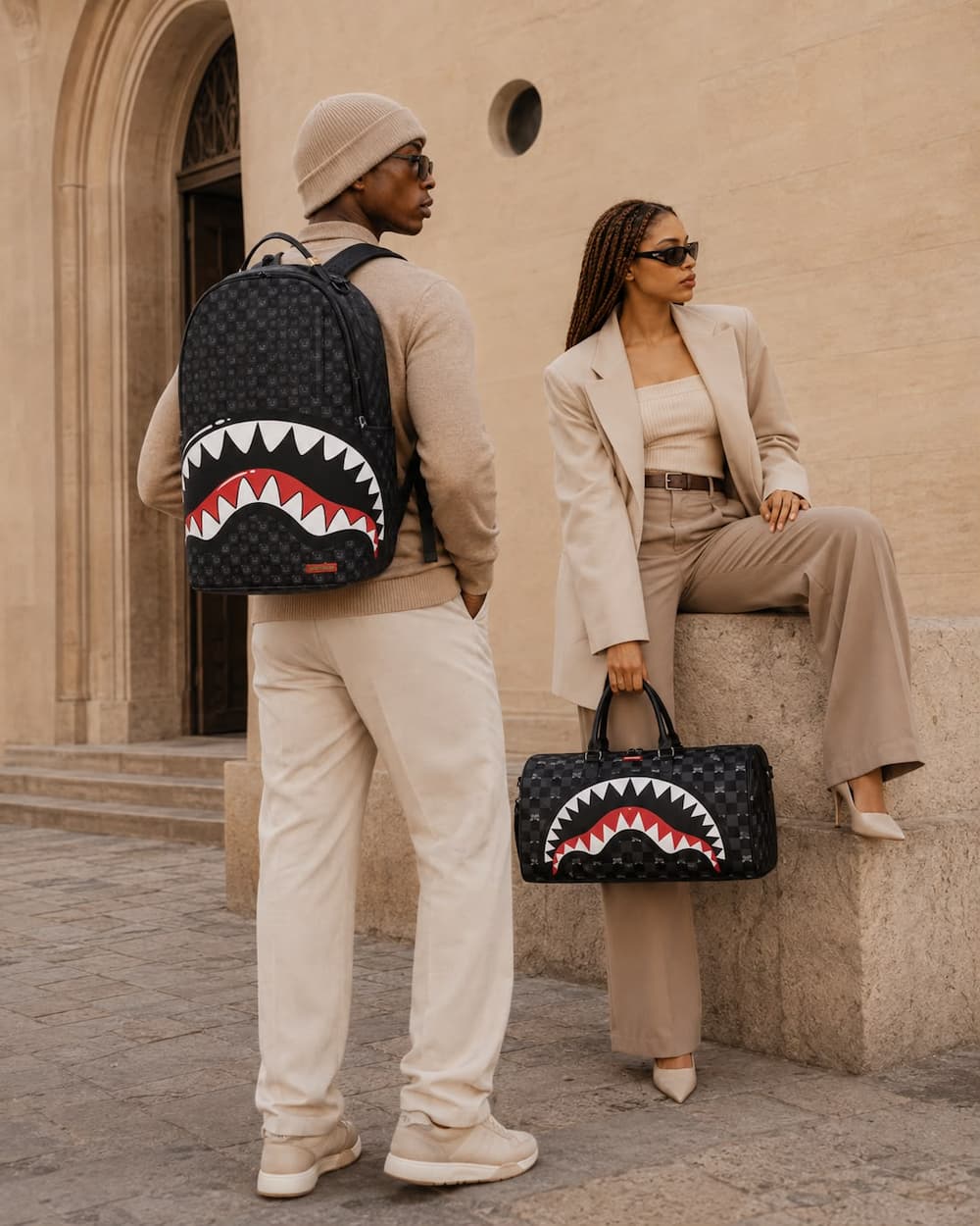 SPRAYGROUND Borsone Gray Peeking Character Check nero per uomo e donna