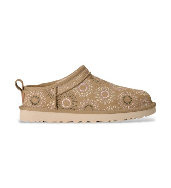 Stivaletti classici in pelle marrone chiaro con cuciture a micro-sole
