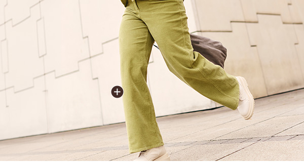 Pantaloni in corduroy Mary, gamba ampia, cintura comoda