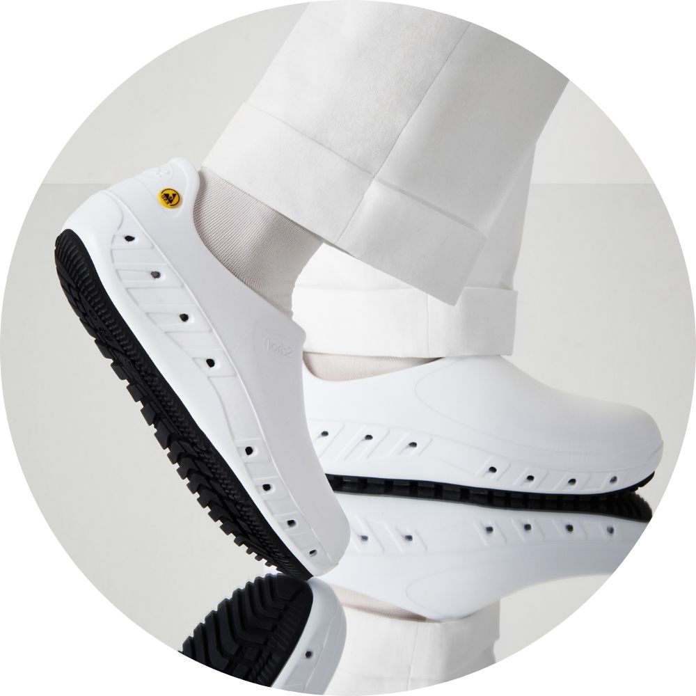 CLOGS