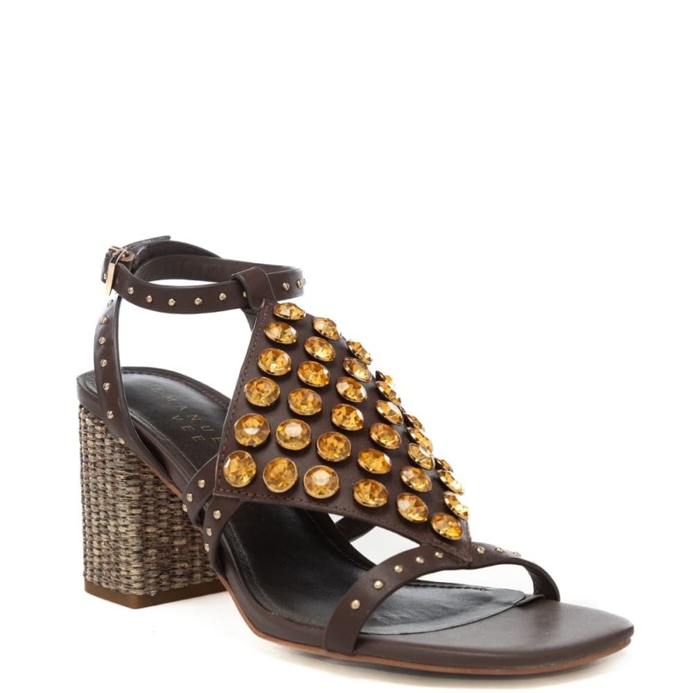 https://kimaccessori.it/scarpe-alte-da-donna-farah-con-tacco-a-blocco-design-con-pietre-frontali-marrone-emanuelle-vee-461m20315-brown