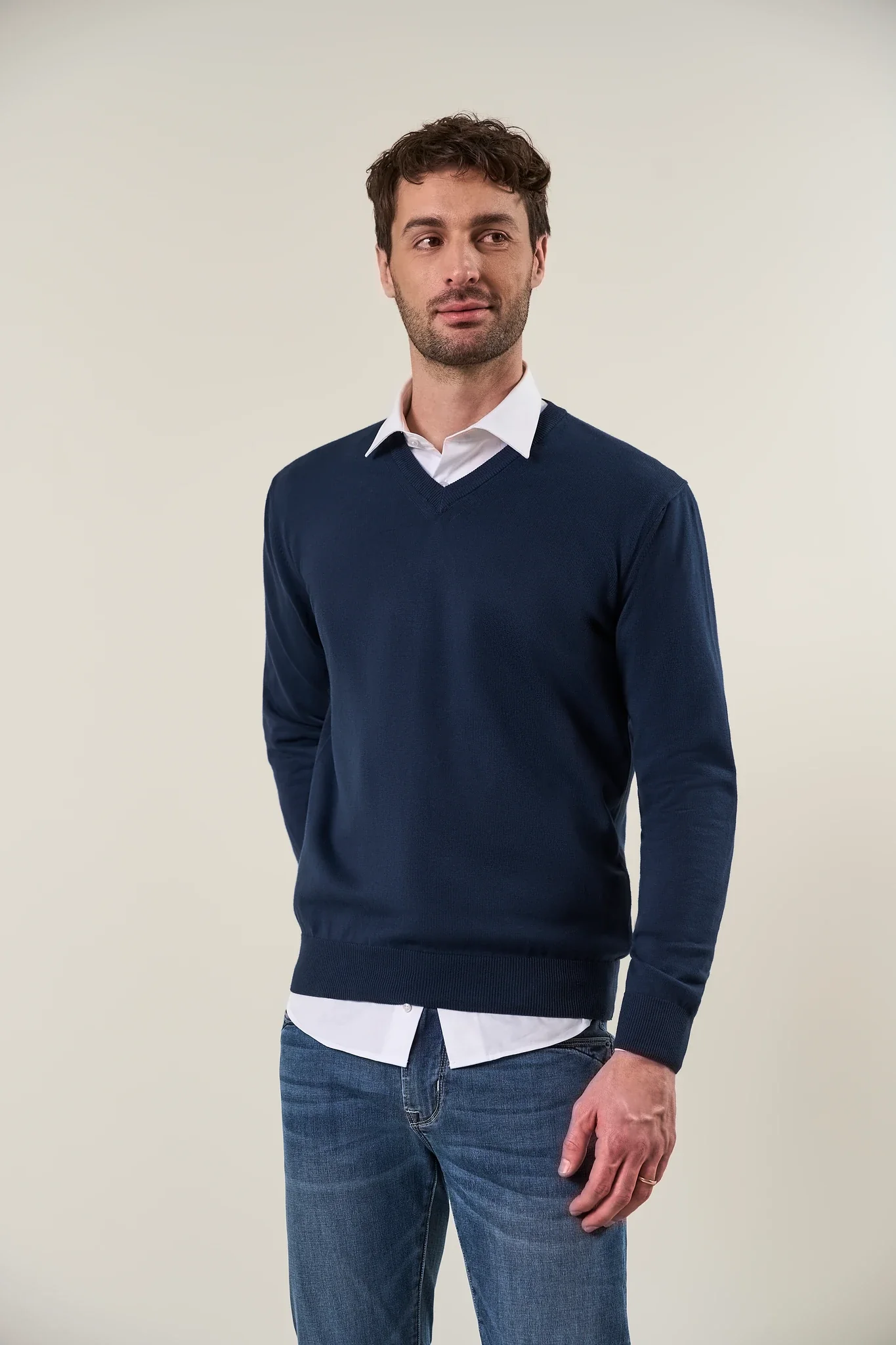 Image of Scollo V blu cotone