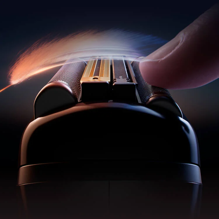 Primo piano della testina del rasoio Braun NEVO con tecnologia AeroTouch
